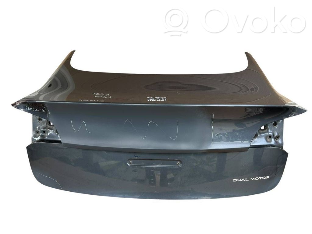 Tesla Model 3 Tailgate/trunk/boot lid 