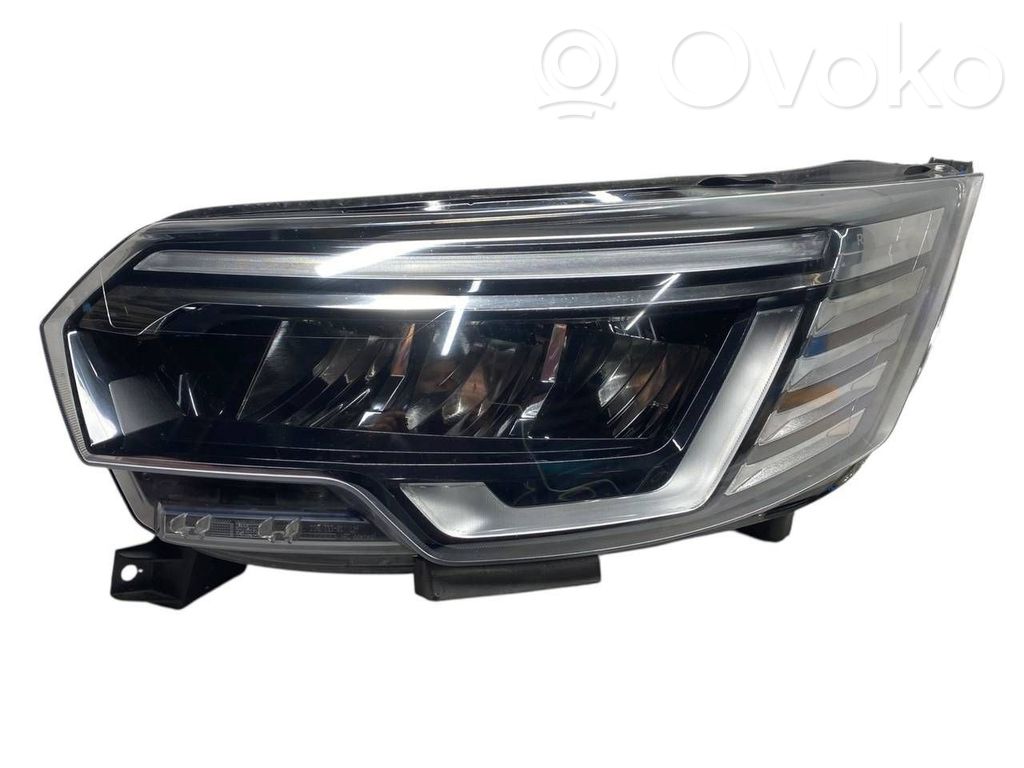 Renault Trafic III (X82) Far 