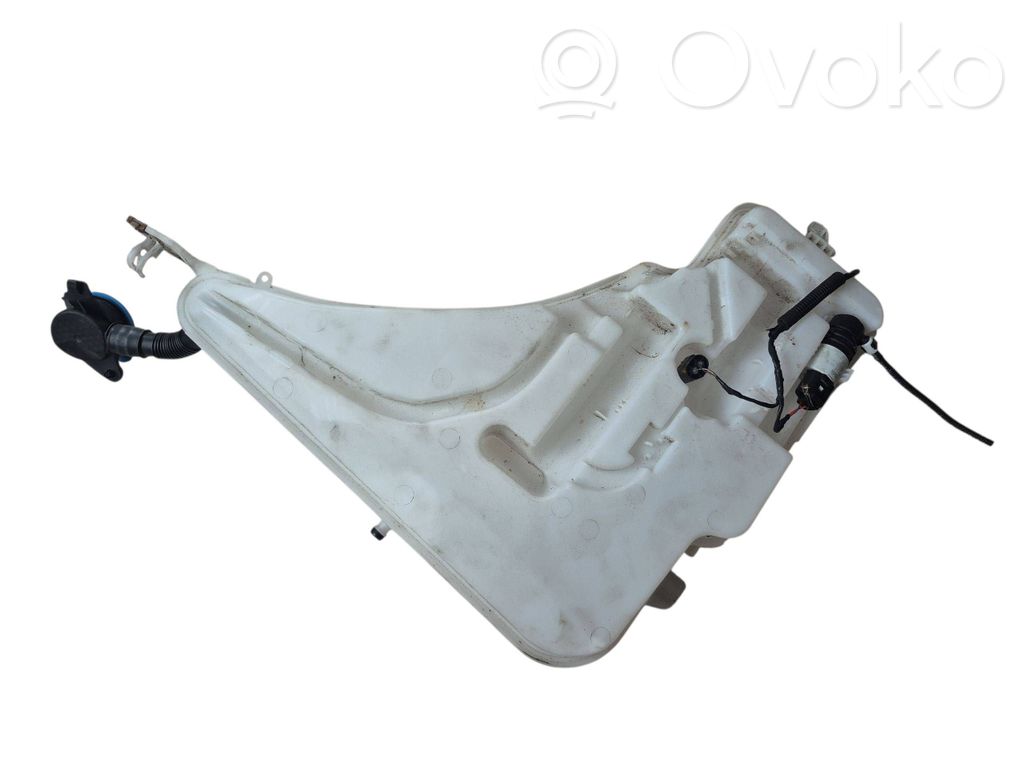 BMW 4 F32 F33 Windshield washer fluid reservoir/tank 