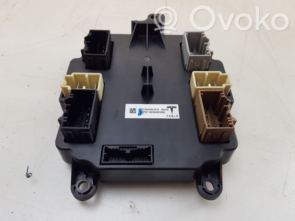 Tesla Model X Door central lock control unit/module 