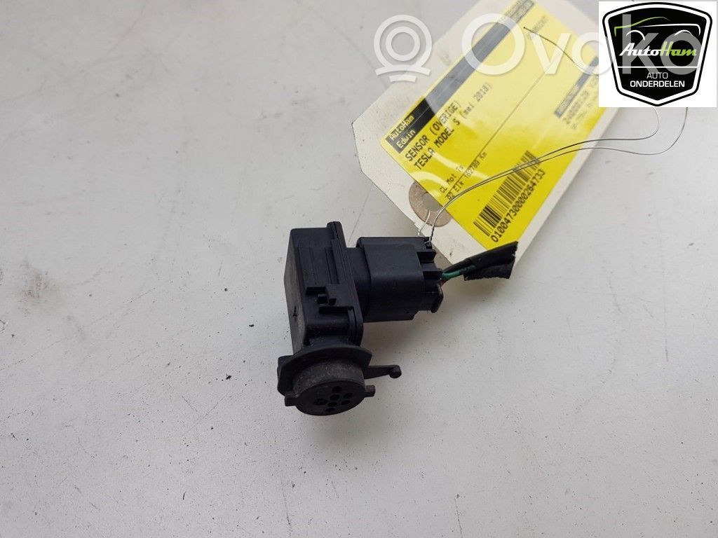 Tesla Model S Sensor 