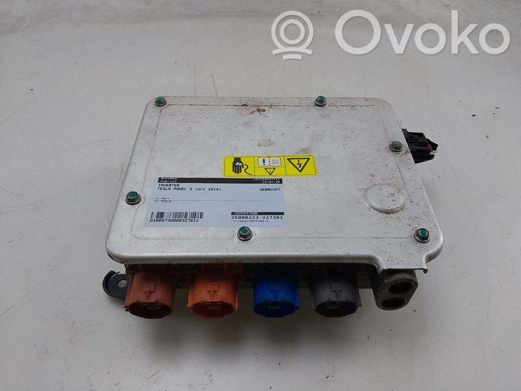 Tesla Model S Voltage converter inverter 