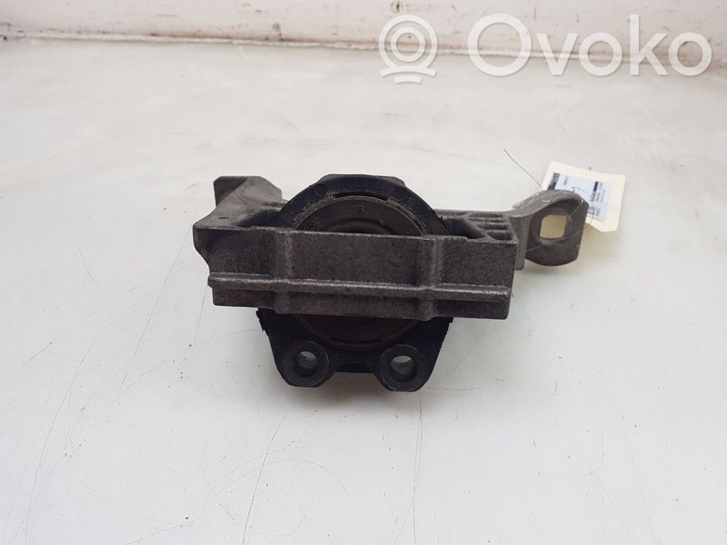 Ford Transit -  Tourneo Connect Engine mount bracket 