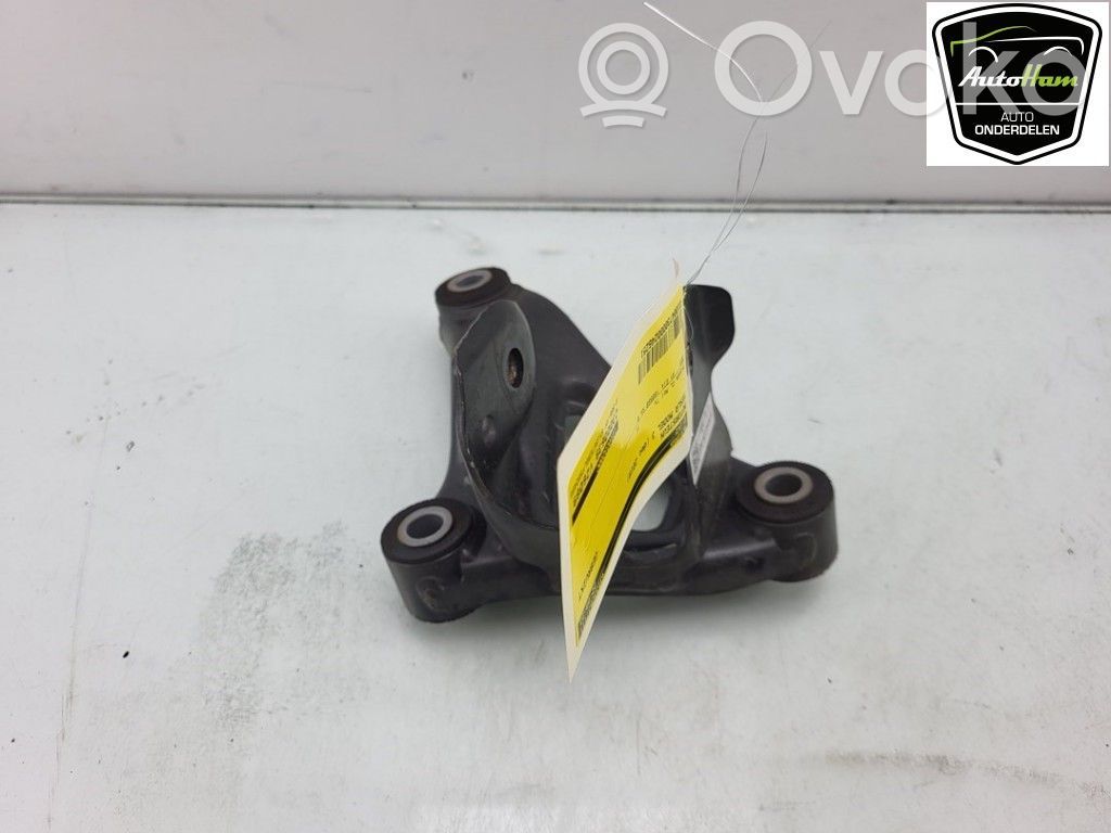 Tesla Model 3 Engine mount bracket 