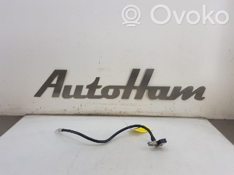 Muu moottoritilan osa   A9065460121,A9065460121