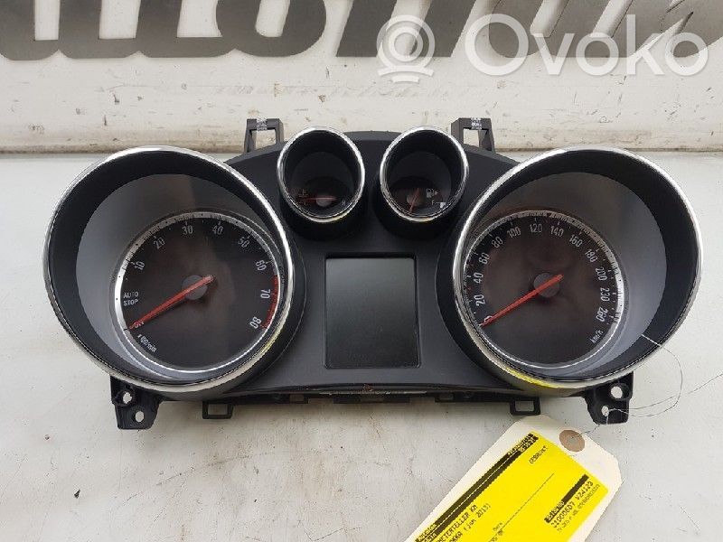 Opel Mokka Speedometer (instrument cluster) 