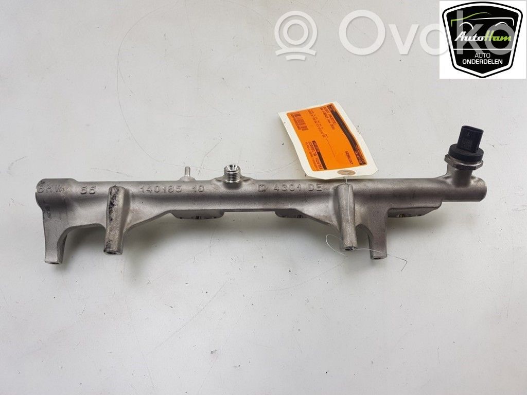 BMW 3 F30 F35 F31 Rampă alimentare injectoare 