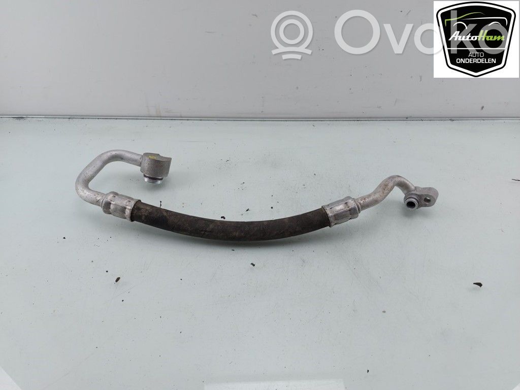 Volkswagen Golf VII Ilmastointilaitteen putki (A/C) 
