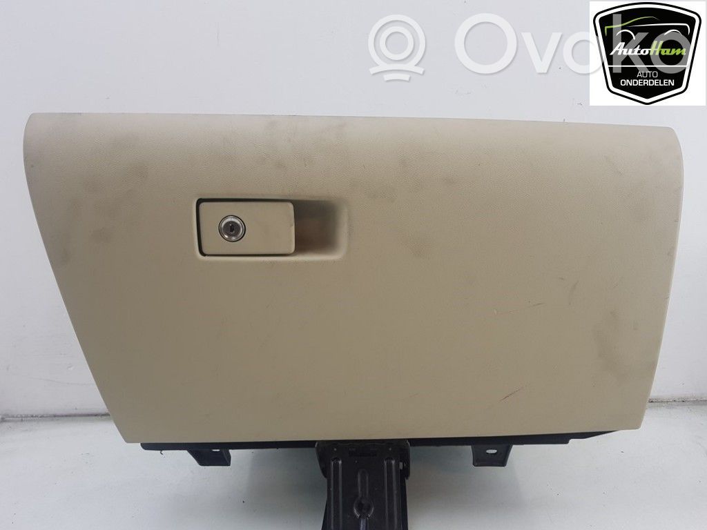 Volvo XC60 Handschuhfach 