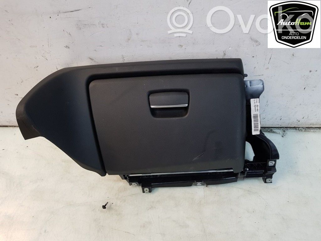 BMW 1 E81 E87 Glove box 
