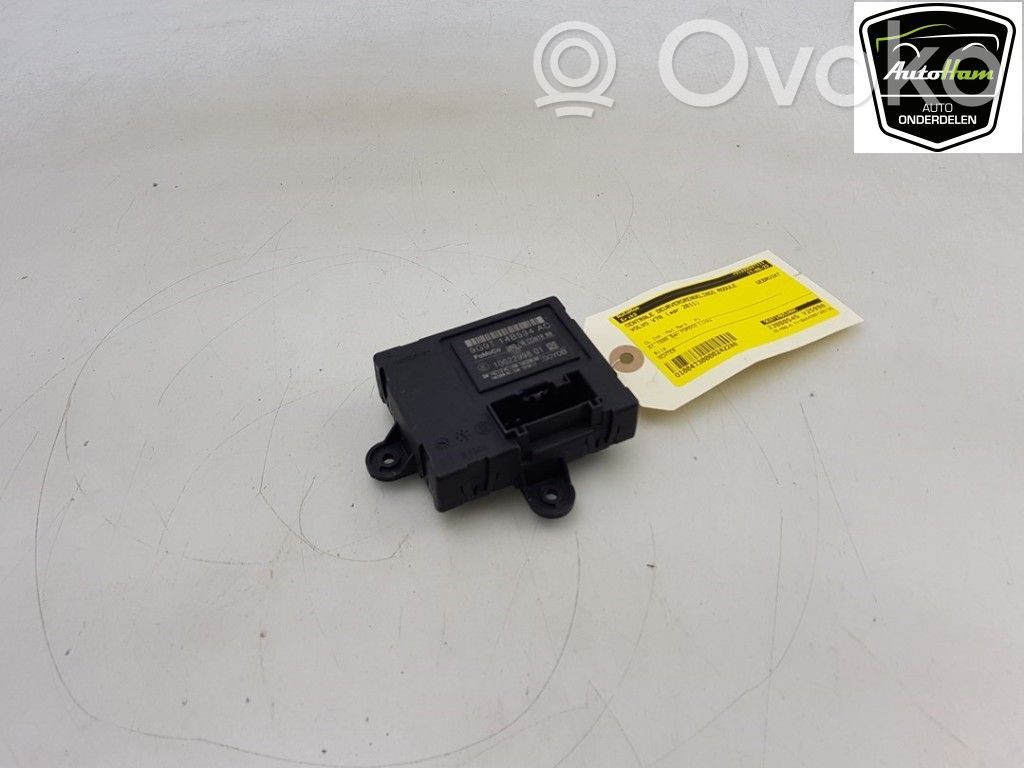 Volvo V70 Door central lock control unit/module 