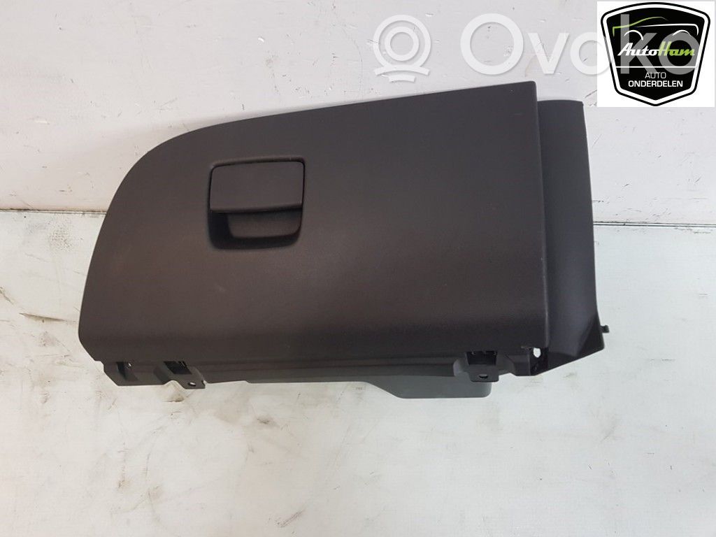 Glove box   39013999,39141454,39013999,39014003,39141454