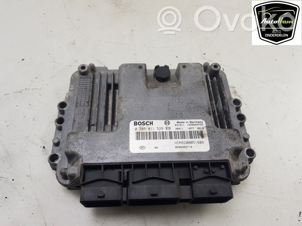 Renault Trafic II (X83) Engine control unit/module 