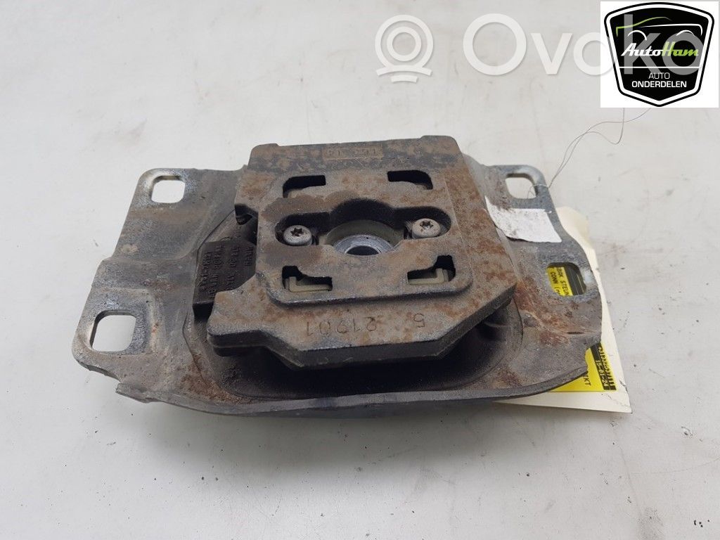 Ford Transit -  Tourneo Connect Gearbox mounting bracket 