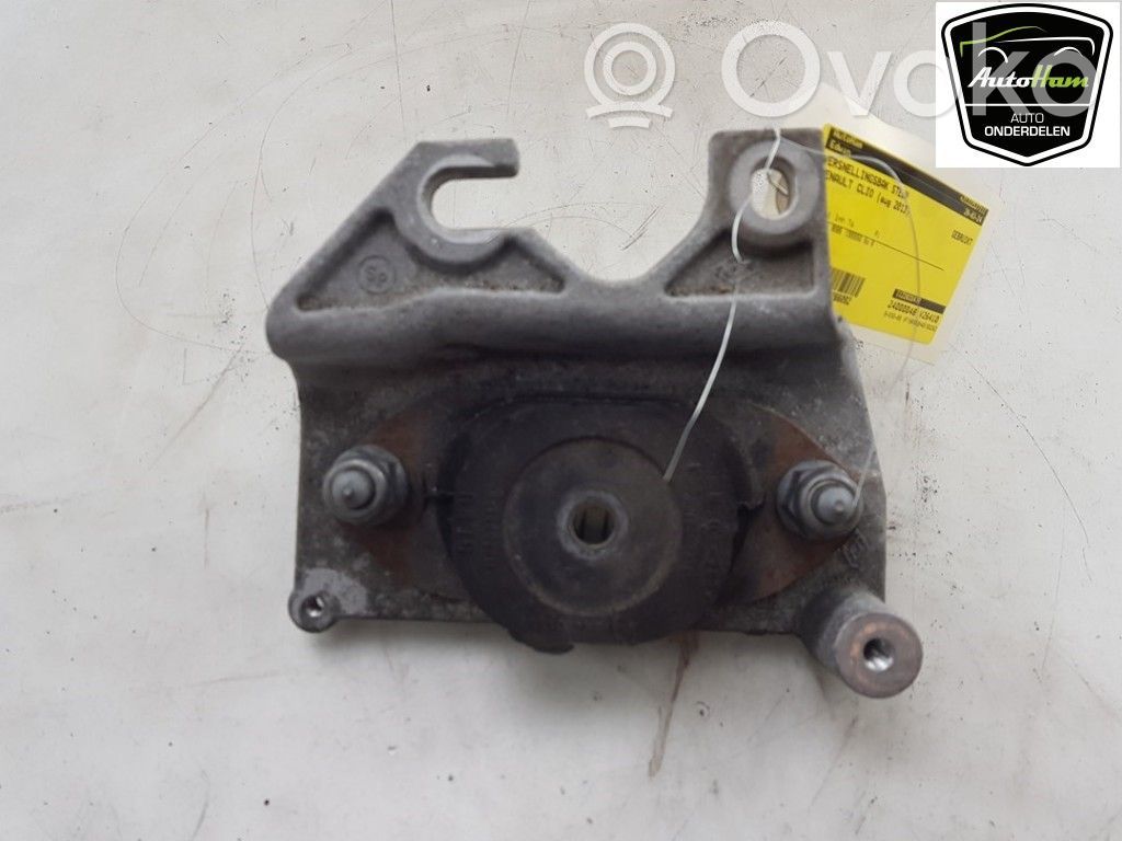 Gearbox mounting bracket   112205217R,112202847R,112202847R,112205217R