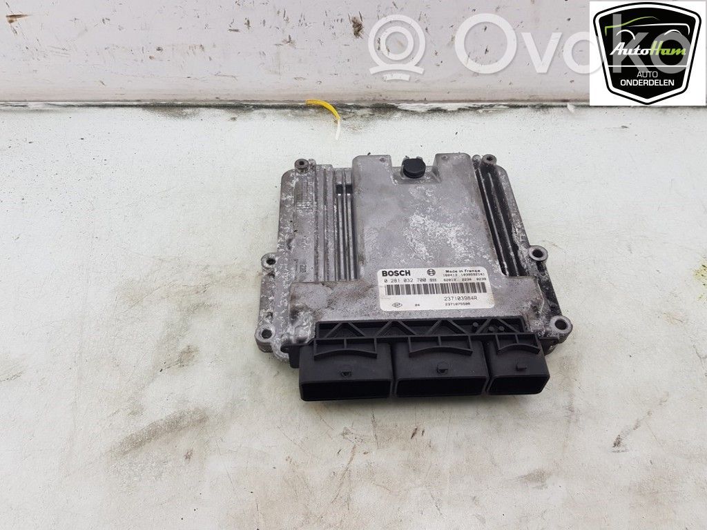 Renault Trafic III (X82) Engine control unit/module 
