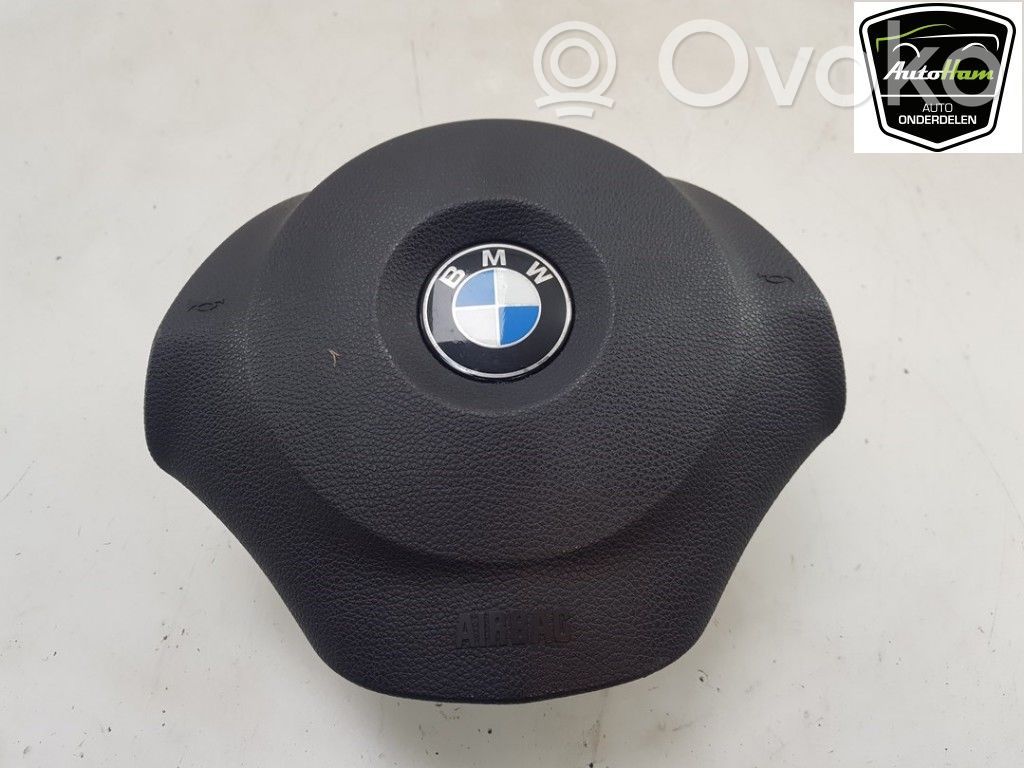 BMW 1 E81 E87 Vairo oro pagalvė 