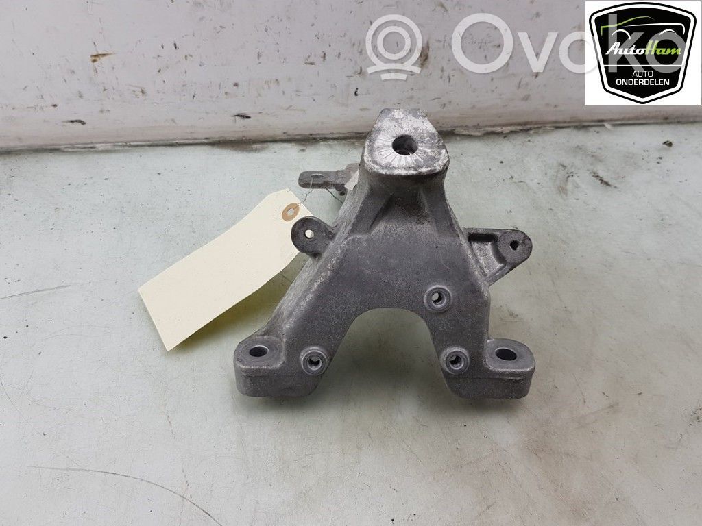 Engine mount bracket   4G0199308K,4G0199308AD,4G0199308AD,4G0199308K