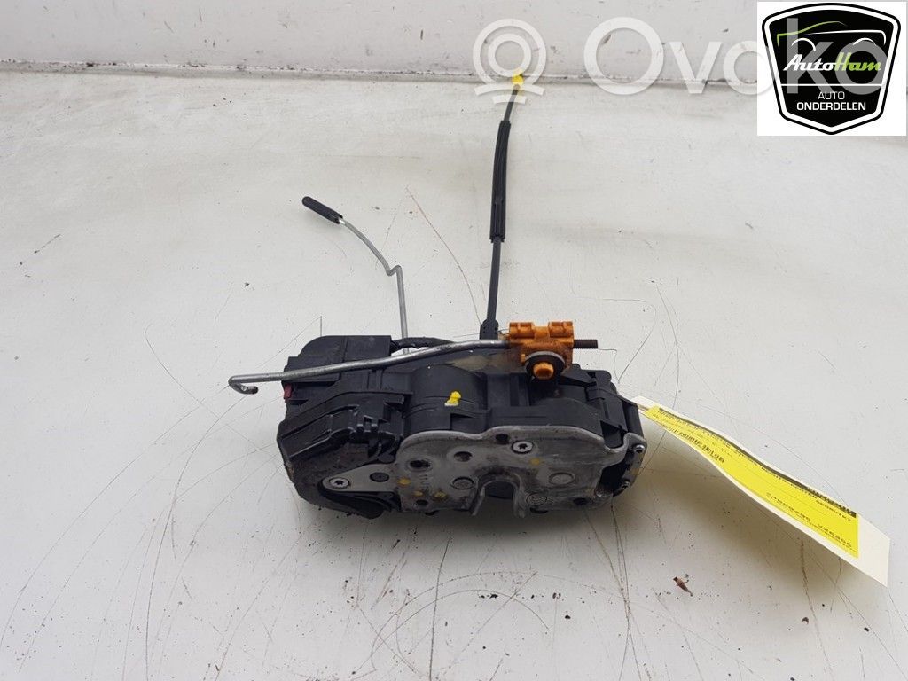Opel Astra J Línea de cable de puerta trasera 