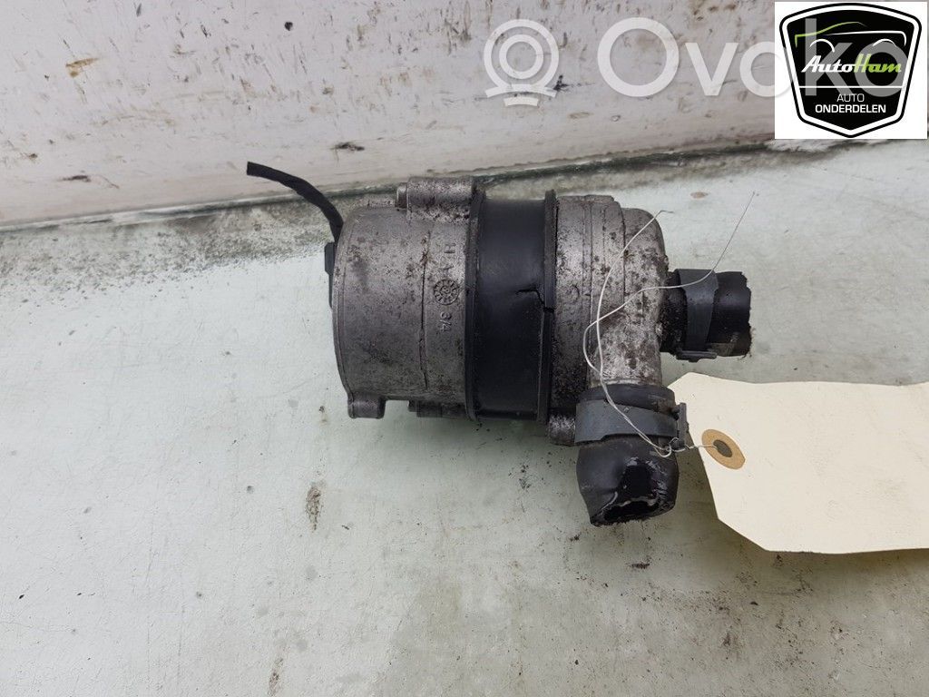 Audi A4 S4 B9 Bomba de agua 