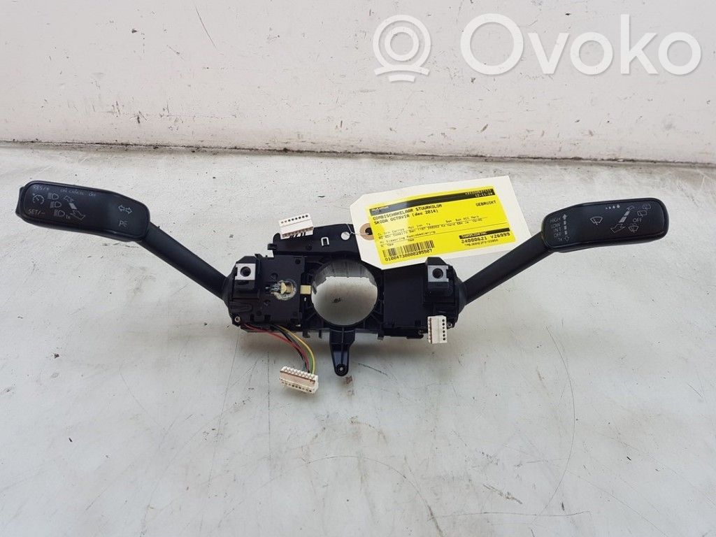 Skoda Octavia Mk3 (5E) Boutons / interrupteurs volant 
