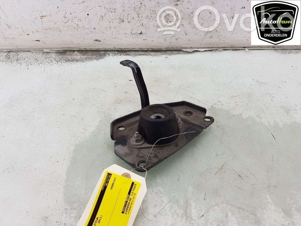Peugeot 5008 Gearbox mounting bracket 