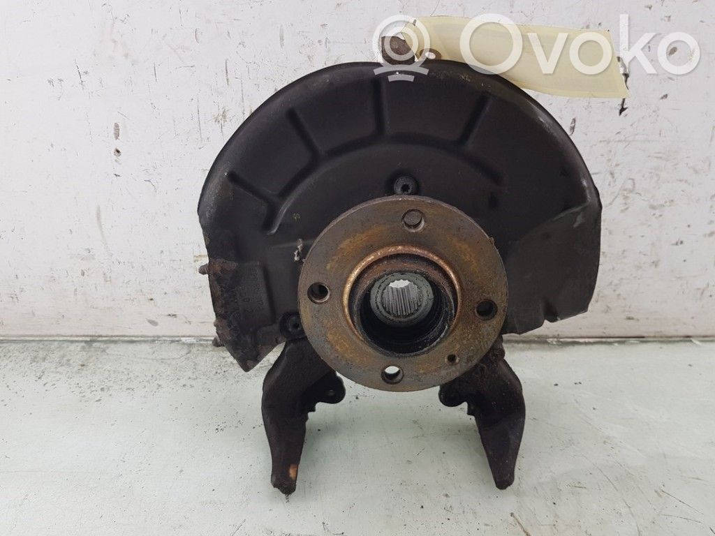 Volkswagen Up Achsschenkel vorne 