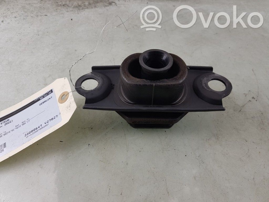 Dacia Duster Supporto di montaggio scatola del cambio 