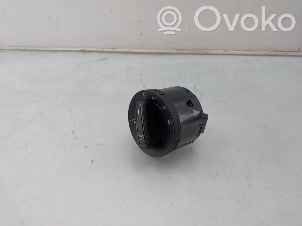 Volkswagen T-Cross Light switch 