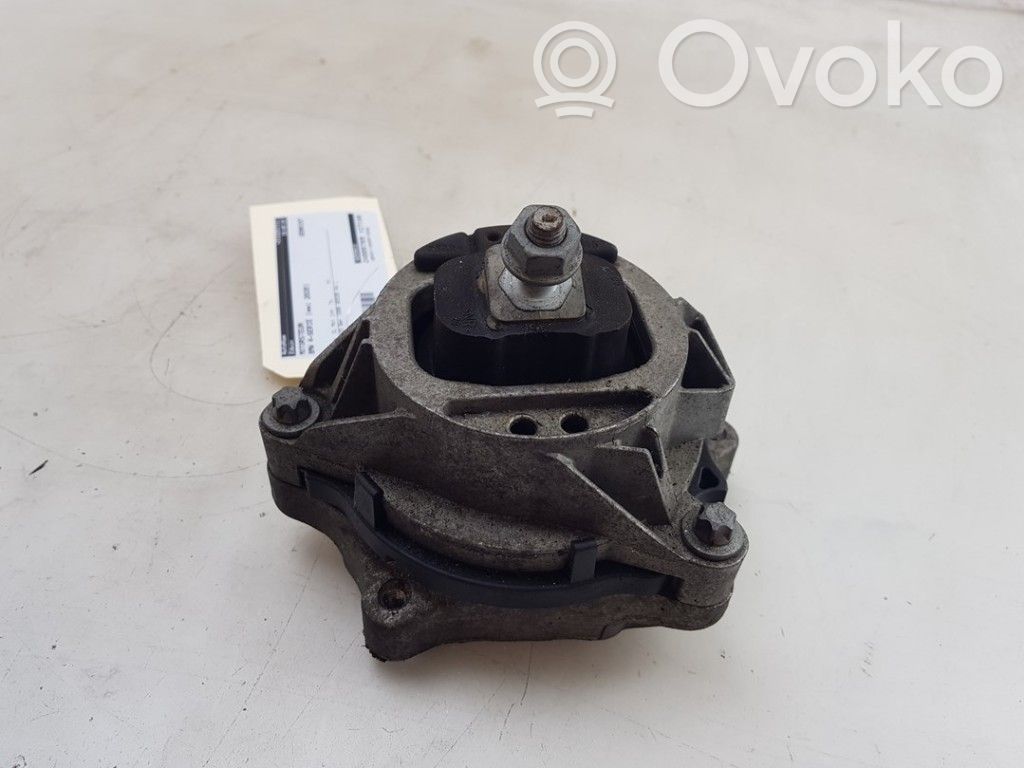 BMW 4 F32 F33 Supporto di montaggio del motore 