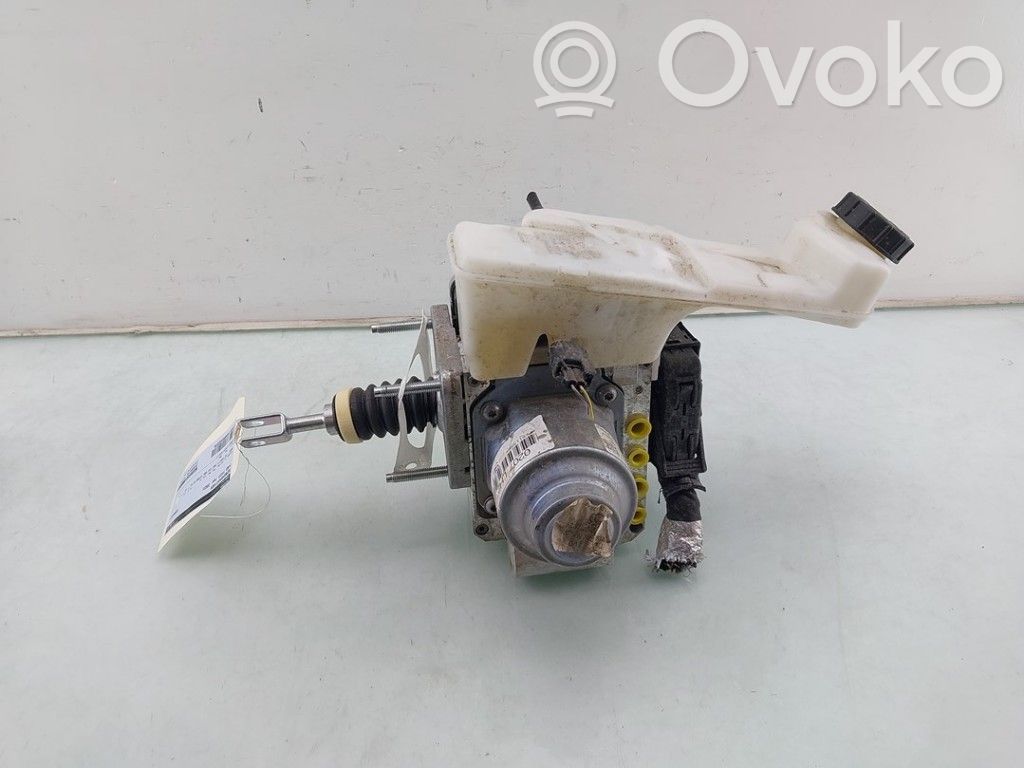 Ford Focus Brake booster 