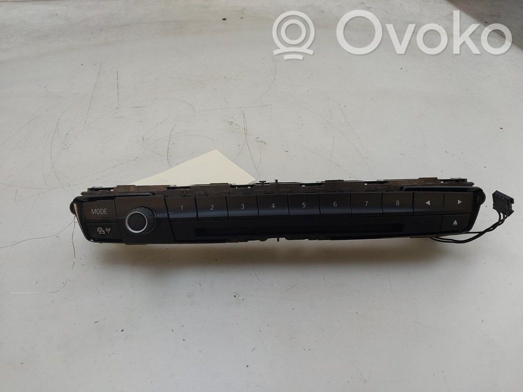 BMW 1 F20 F21 Przyciski / Przełącznik regulacji głośności 