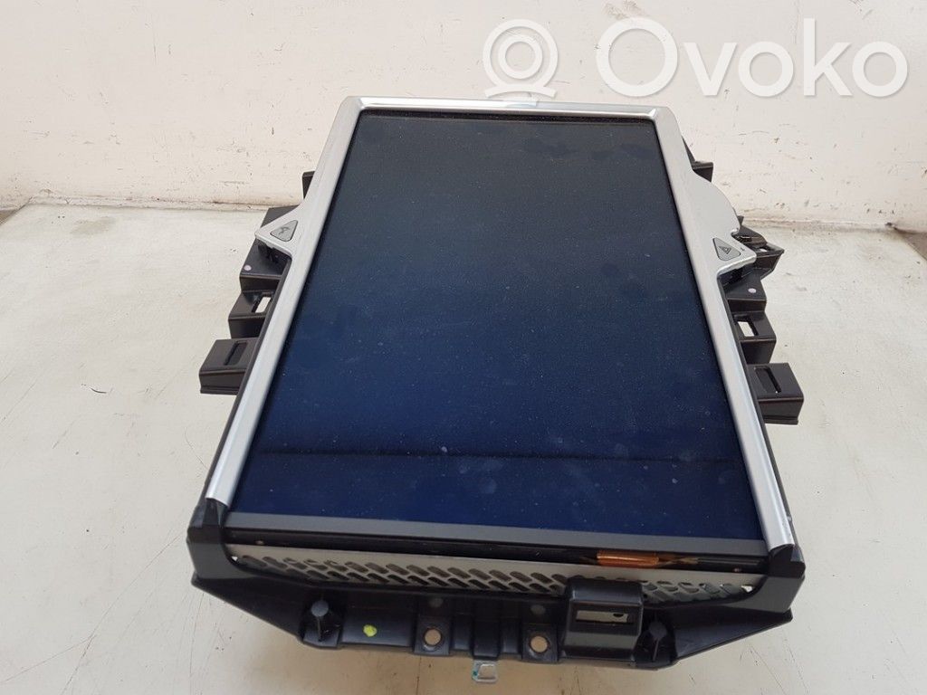 Tesla Model S Head unit multimedia control 