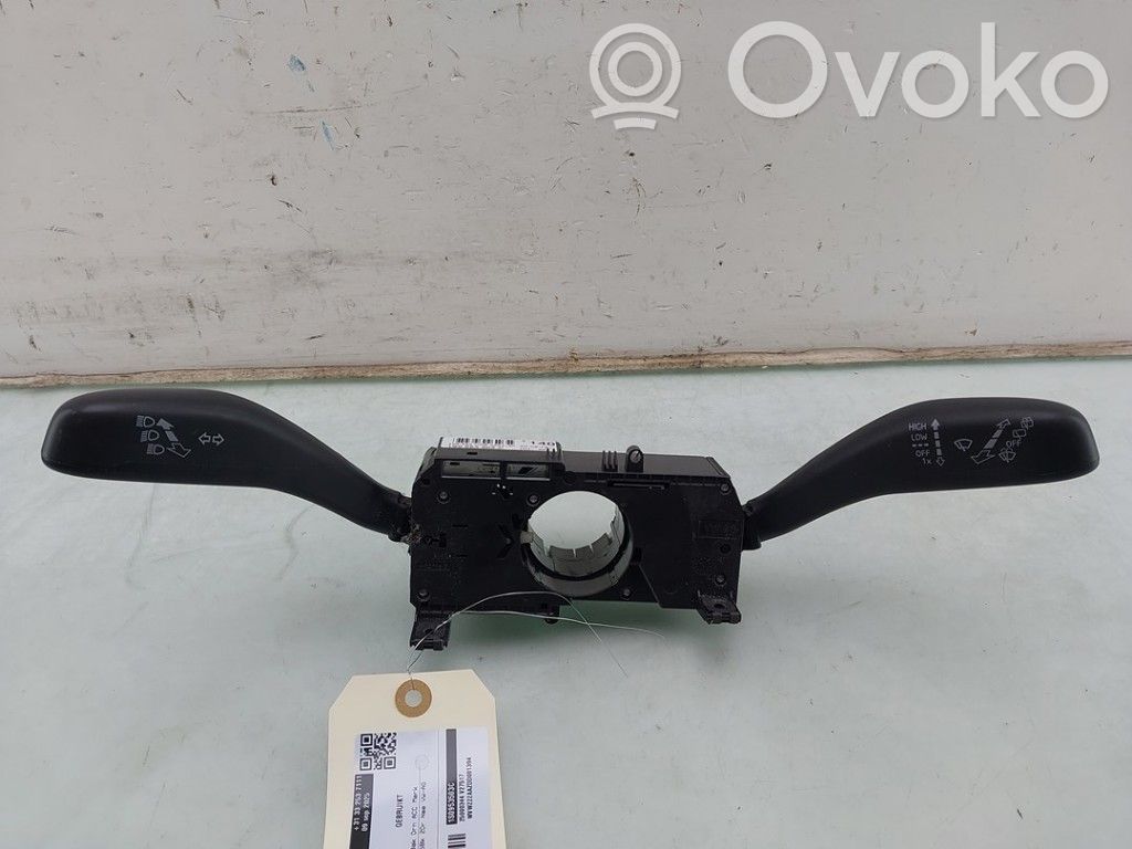 Volkswagen Up Interruptores/botones de la columna de dirección 