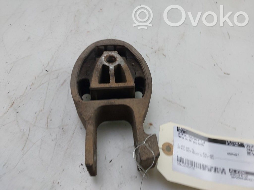 Ford Galaxy Gearbox mounting bracket 