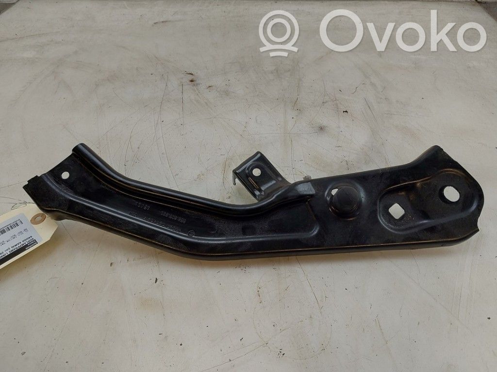 Skoda Kamiq Suport montaj far 