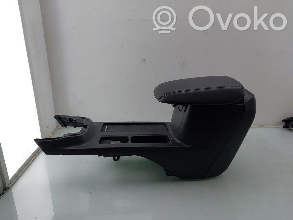 Ford Focus Center console 