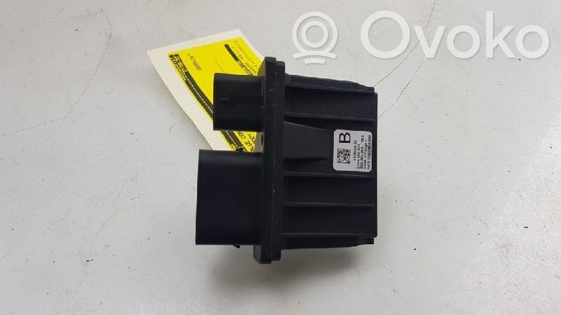 Unidad de control adblue   7N0941329,3Q0941329,3C0941329,3Q0941329,7N0941329,F01C380044