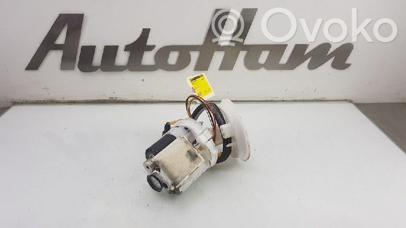 Audi A4 S4 B9 Bomba interna de combustible 