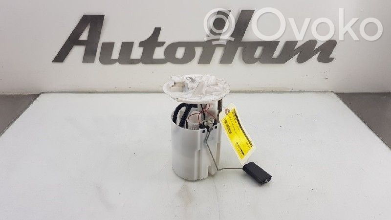 Renault Twingo III Bomba interna de combustible 