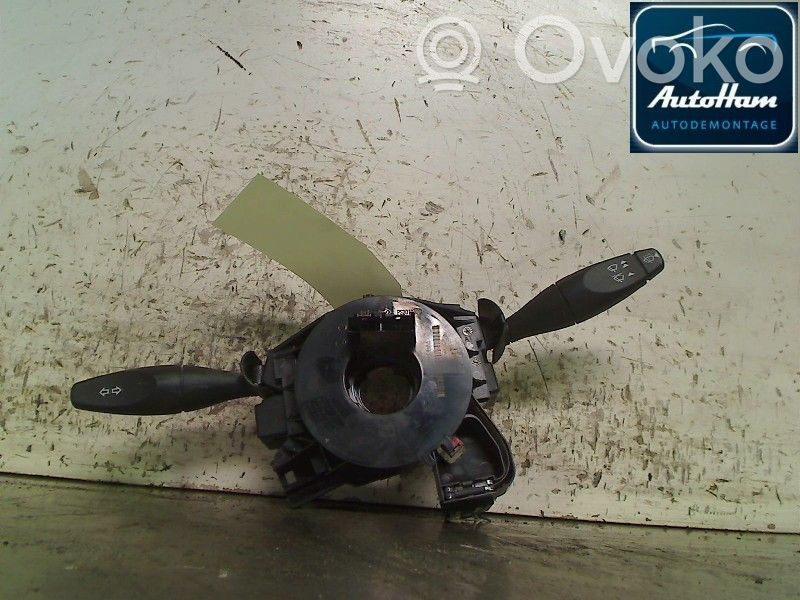Ford Focus Steering wheel buttons/switches 