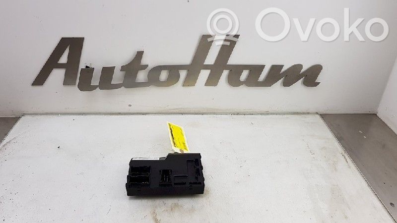 Ford Fiesta Door central lock control unit/module 