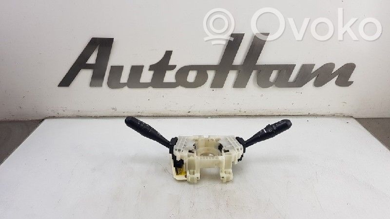 Mitsubishi Colt Interruptores/botones de la columna de dirección 