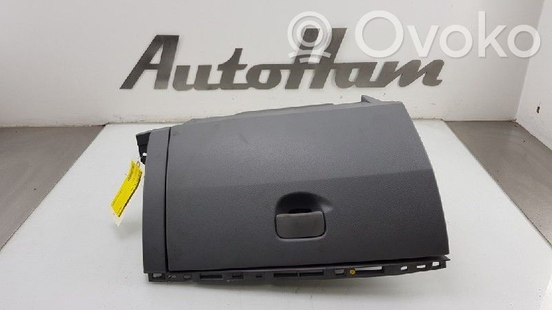 Daiktadėžė   8200407712,8200407712