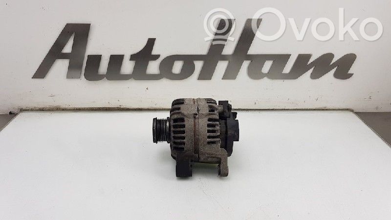 Opel Meriva B Generator/alternator 