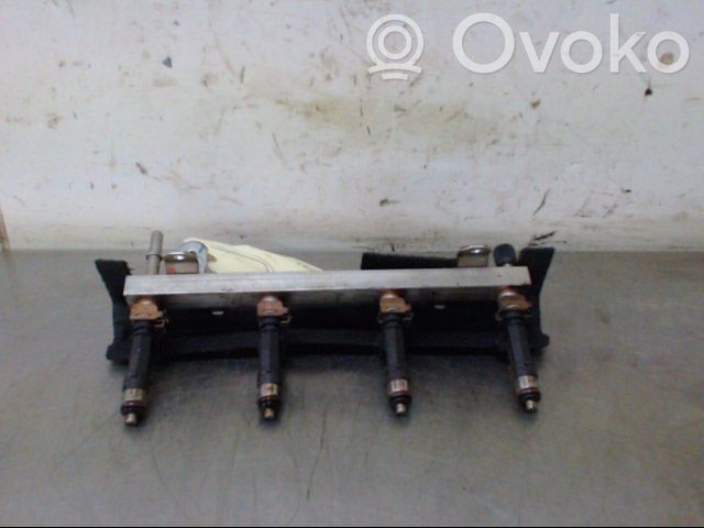 Opel Tigra B Inyector de combustible 