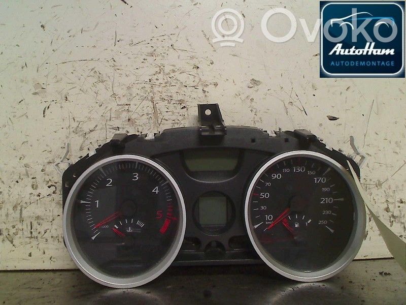 Renault Megane II Nopeusmittari (mittaristo) 