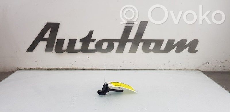 Opel Karl Przepływomierz masowy powietrza MAF 