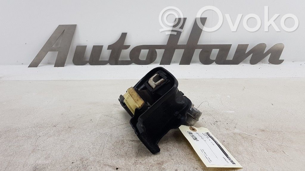 Peugeot 2008 I Engine mount bracket 