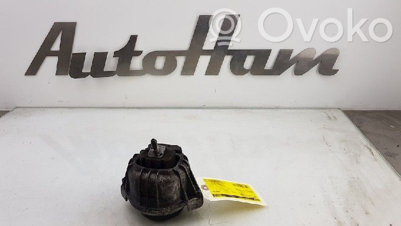 BMW 1 E81 E87 Engine mount bracket 